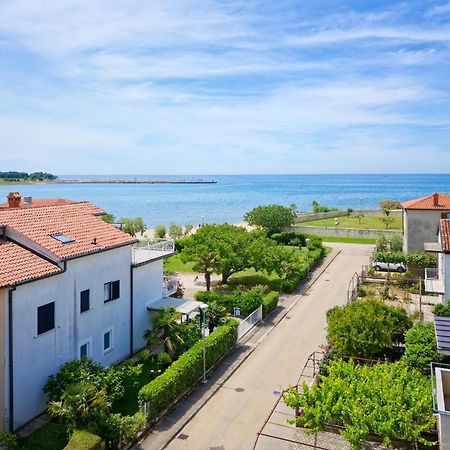 Apartments Grassi By Rent Istria Umag Exterior foto